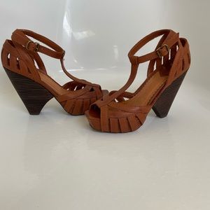 Lucky Brand Sandals!